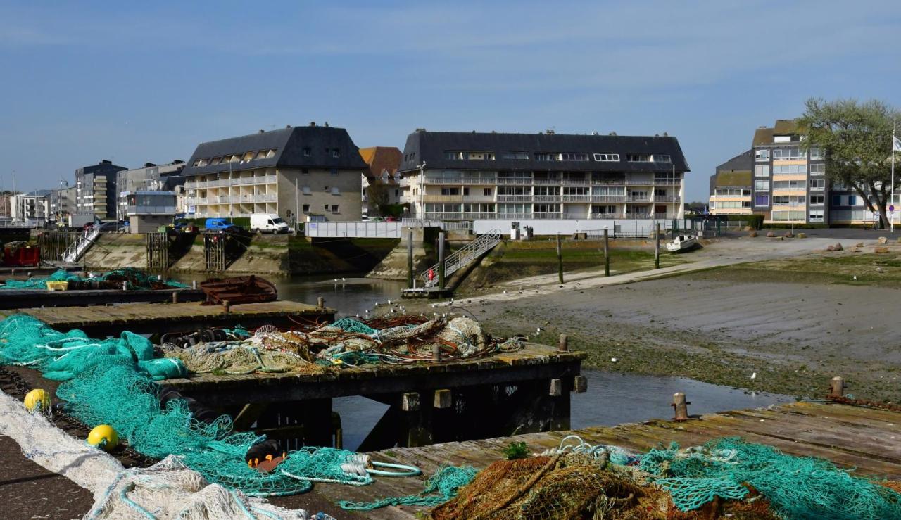 Triplex Avec Jardinet - Wifi - A 400M De La Plage Courseulles-sur-Mer Exterior photo
